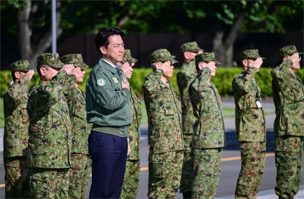 快新聞／日本陸上自衛隊「朝霞基地」冒黑煙　當局研判：垃圾起火