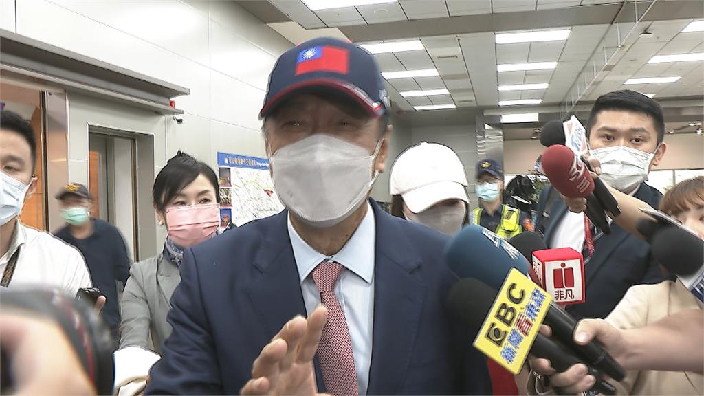 郭台銘仍未放棄 預告週二有動作 朱立倫重申「非綠聯盟」被指吃豆腐