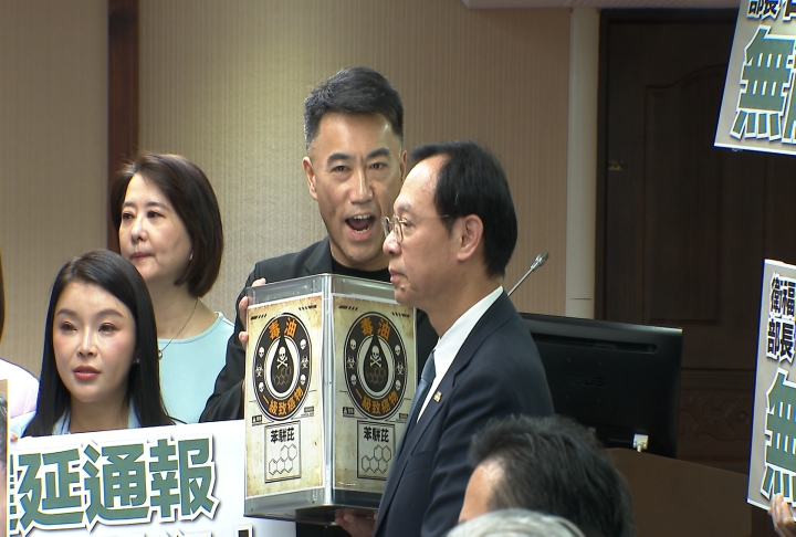 致癌油延燒！藍委杯葛專案報告　衛福部長石崇良回應了