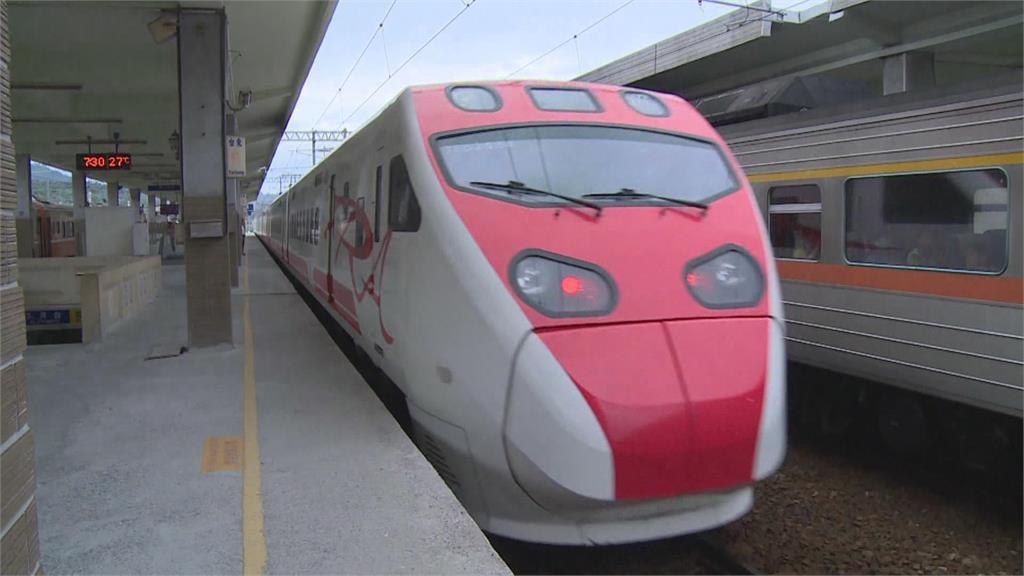快新聞／台鐵公布了！嚴防巴威風雨　7/11中午12時前對號車全面停駛　