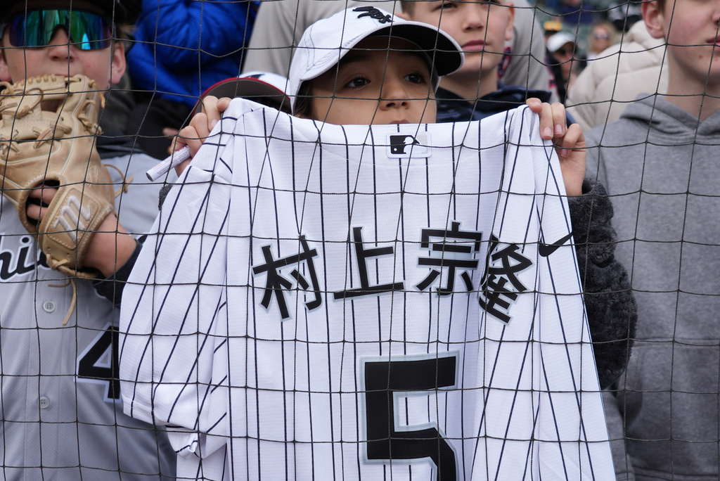 MLB(影)／一人打全隊！他是芝加哥的葉問！白襪「村上效應」發酵直接轉化龐大商機