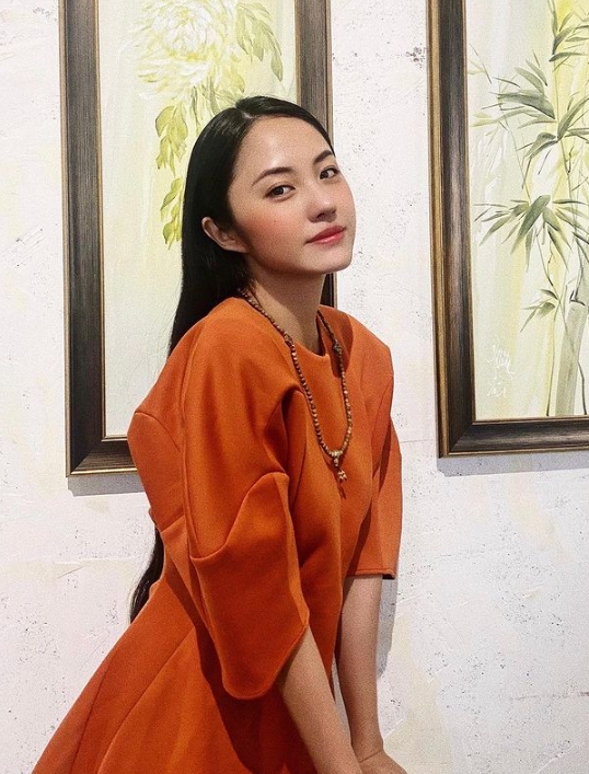 「越南第一美女」芝芙水蛇腰太火辣 兩代名模同台搞鬼大飆戲