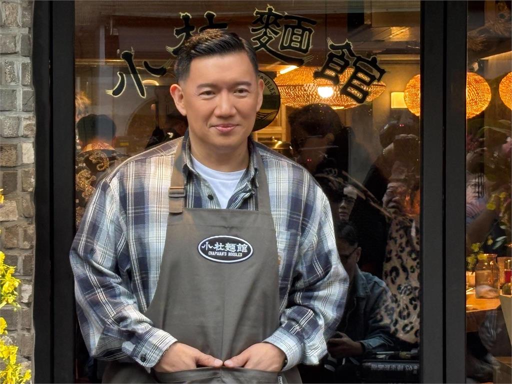 想把麵館收益捐給「北捷英雄」！余家昶8旬媽「暖喊1句婉拒捐款」網淚崩