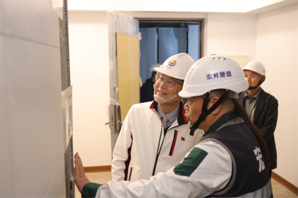 板橋江翠社會住宅上梁 預計114年完工