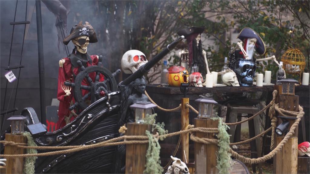 迎萬聖節!美退伍軍人親手打造 神鬼奇航「珍珠號」海盜船