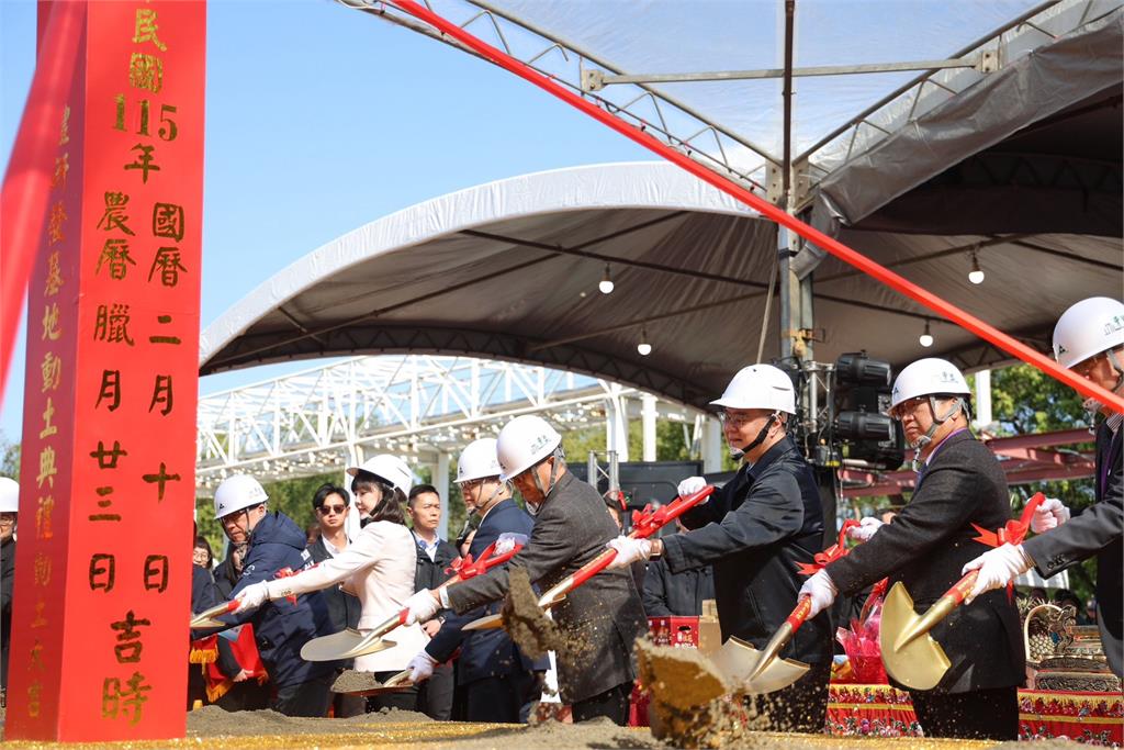 快新聞／首座12吋研發試量產場動土　卓榮泰：今年將投入155億發展半導體