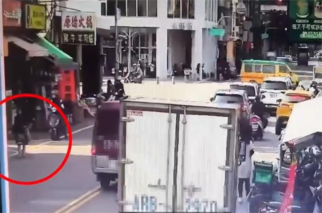 專挑高齡婦下手!「高雄殺人魔」每月殺1人分屍 高市警痛批:毫無人性
