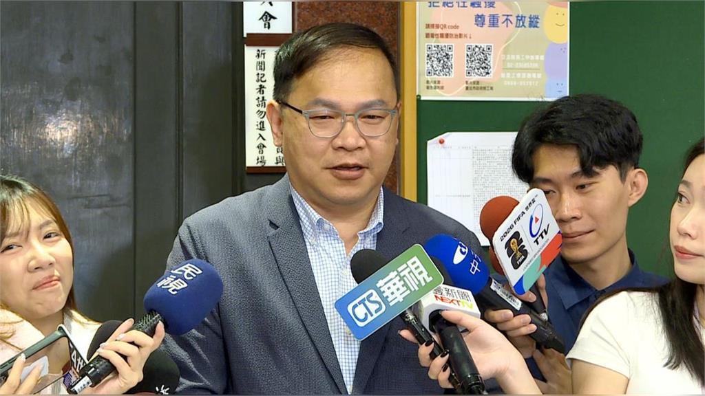 盧秀燕登民眾黨大會喊「倒閣不容易」！王義川嗆「不難啊」：現在就拿來給我連署