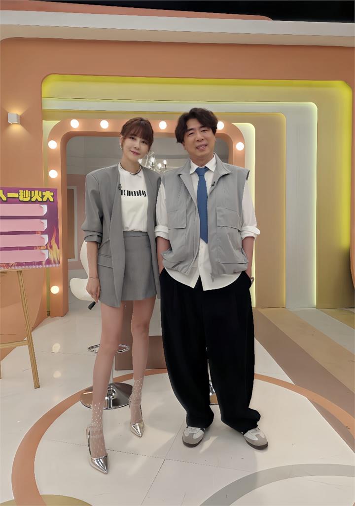 歌手彭正控訴老婆郭婷筠有嚴重強迫症！出門要確定門把15次才肯離開