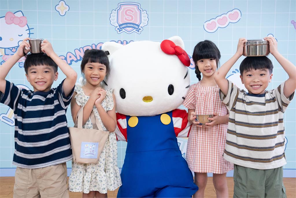 Hello Kitty陪2.6萬幼生畢業!新北首推三麗鷗聯名畢業禮物迎接小一新生