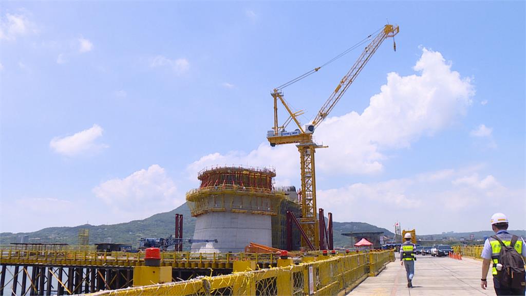 夏季最易發生重大職災 許銘春率隊勞檢淡江大橋