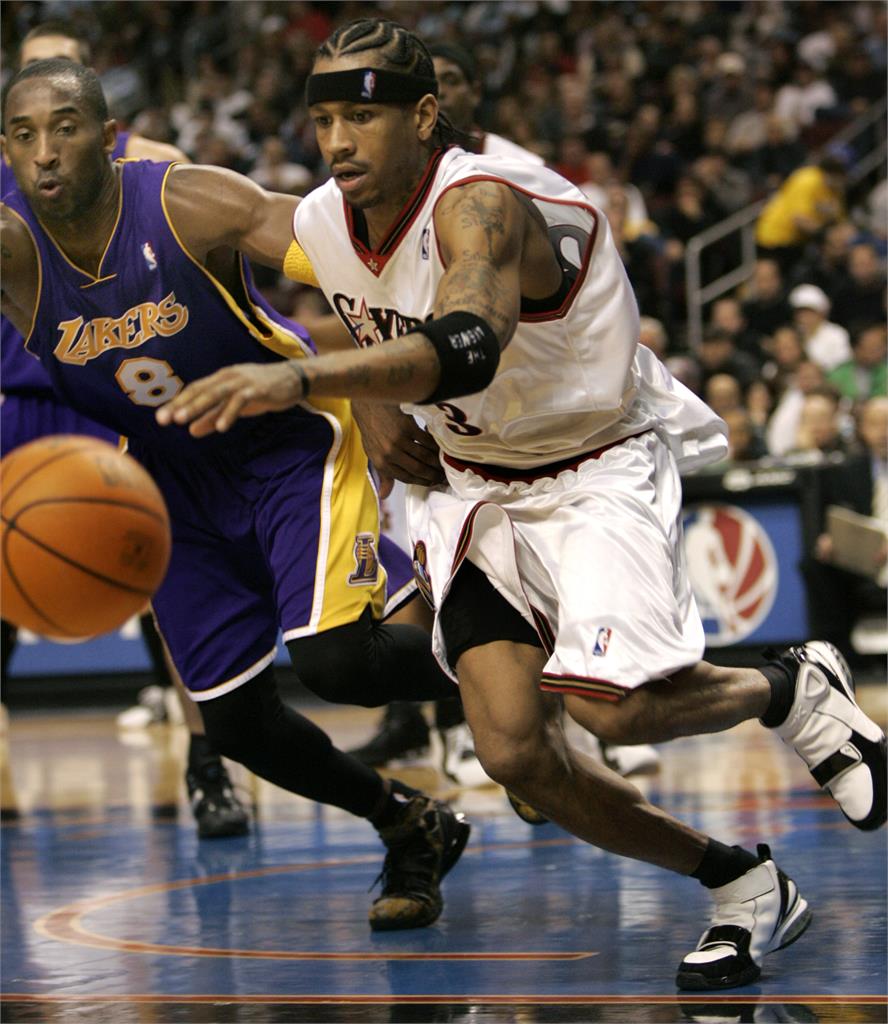 NBA/艾佛森為犯規「跳到」歐尼爾背上!Kobe看傻眼「一句話」回應