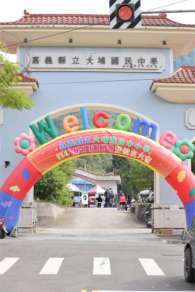 飲水思源回饋故鄉 張維倩議員捐助30萬元成立「張瑞山前議員紀念獎助學金」