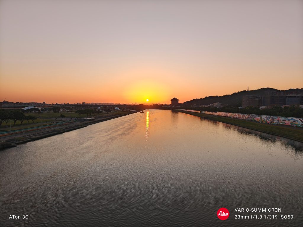 「開箱」SHARP AQUOS R9 pro – 一支有著 Leica 可樂標的日系攝影專機