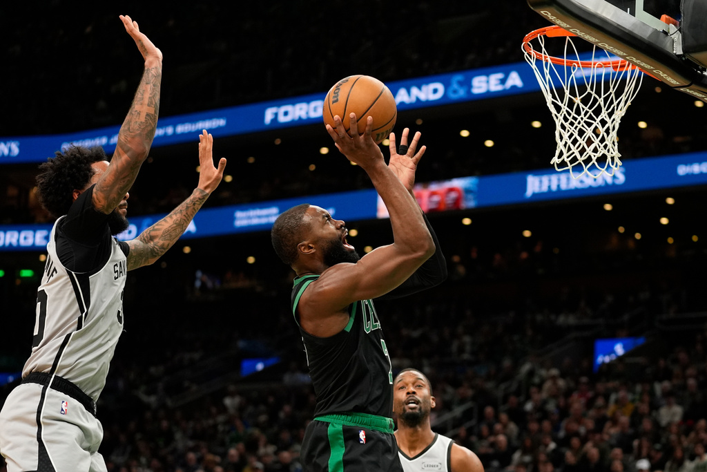 NBA (影)/即使被罰款也要抱怨裁判!塞爾提克大將布朗輸球後痛批執法雙標