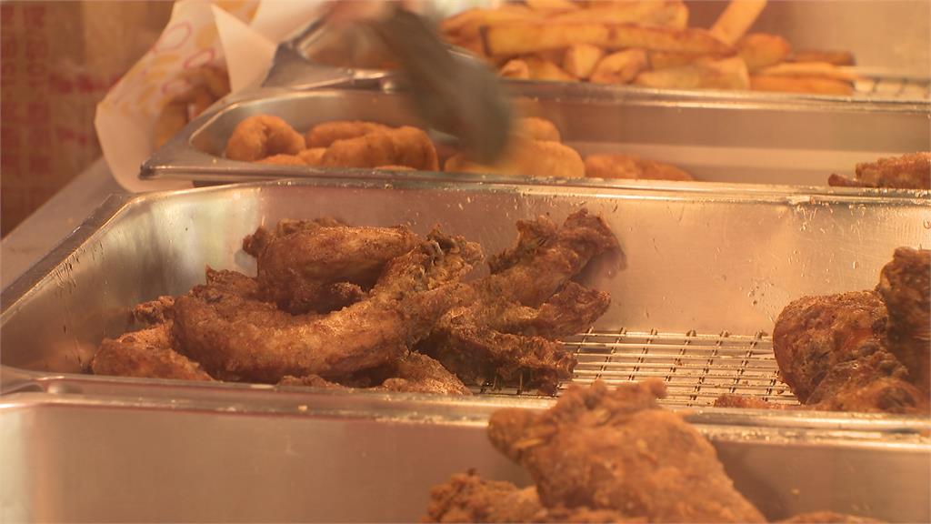 雞肉價格狂飆撐不住 頂呱呱宣布調漲、炸雞派對組合貴30元!