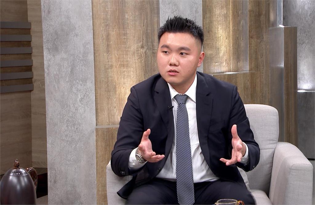 法國比賽領獎遭嗆"台灣是中國的" 23歲執行長曝: 上台前他們還跟我們打招呼
