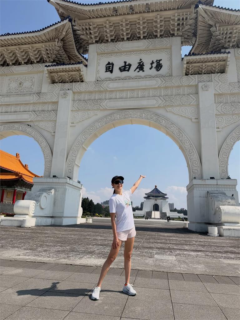 才被拱選台北市長！賈永婕再被推「出來選總統」…她深夜低調回應：你冷靜