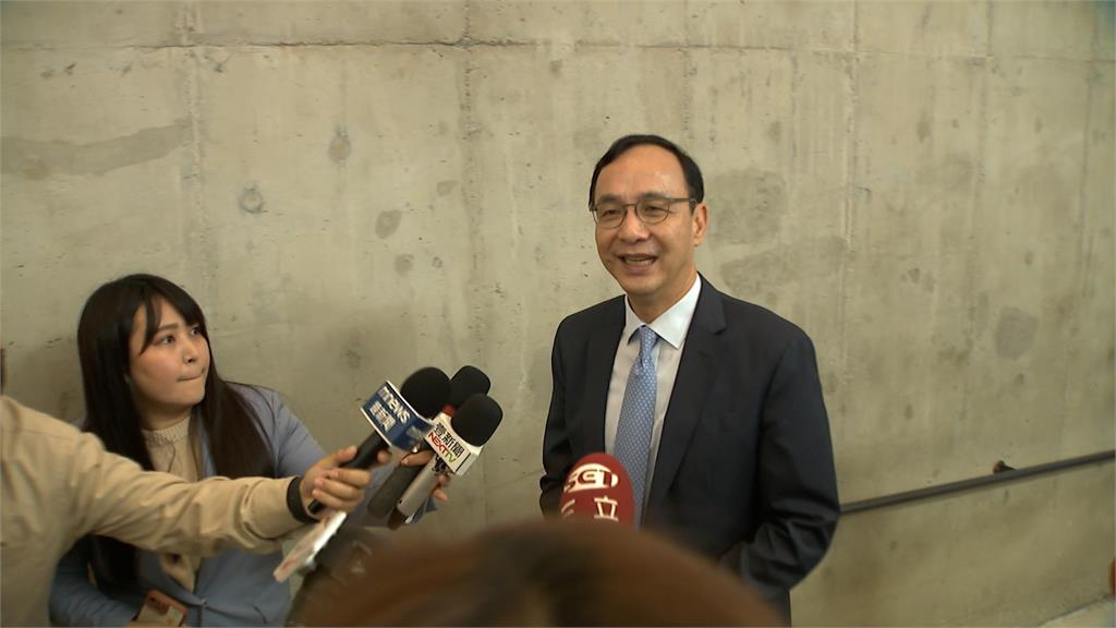 侯友宜民調續下滑 金溥聰喊話盡快徵召 侯非唯一? 黃健庭將與趙少康 郭台銘會面