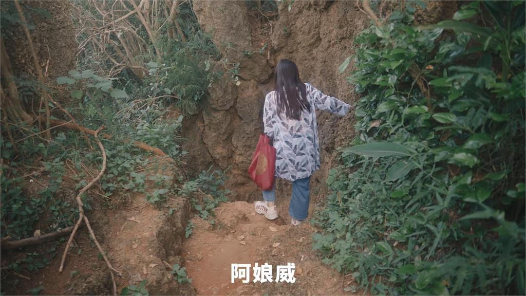 夏天海灘太多擁擠了!墾丁這1秘境竟然完全沒人 正妹喊:我包場了