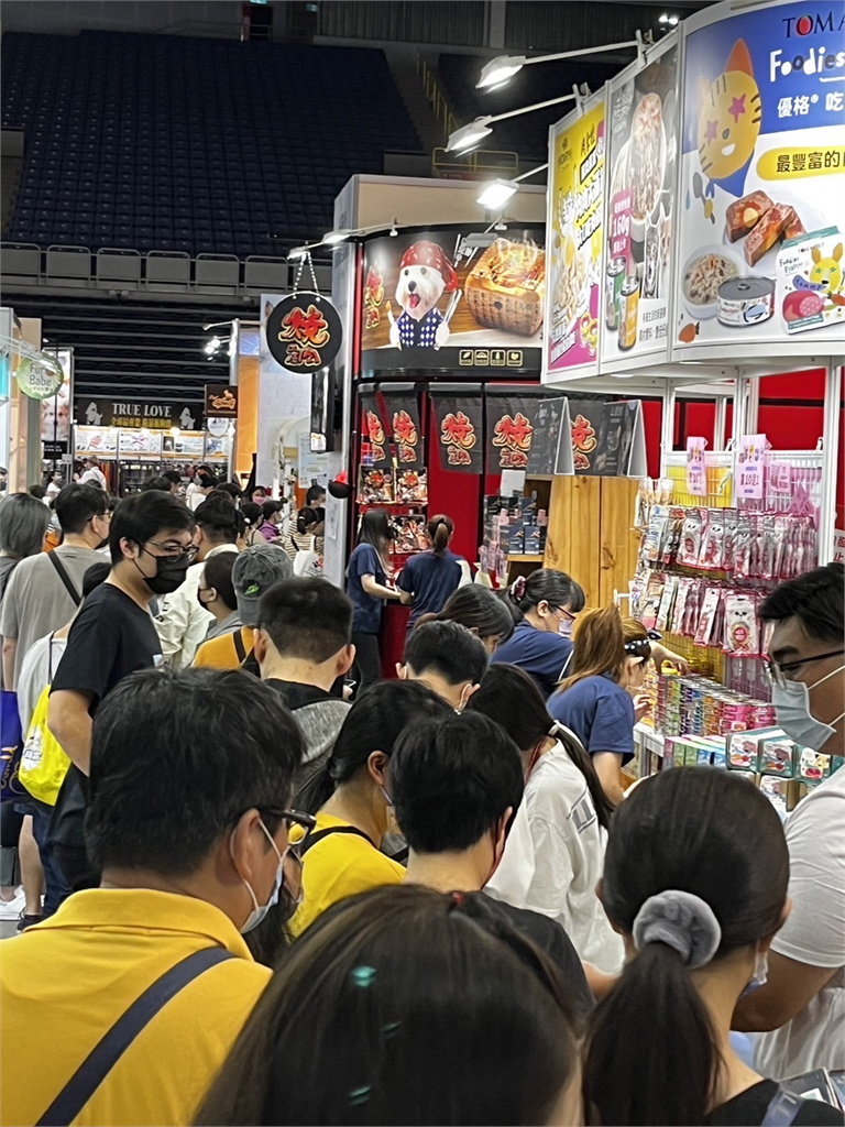 養貓浪潮!貓奴請上車!4/21-24尊爵名貓來訪 展昭高雄寵物展