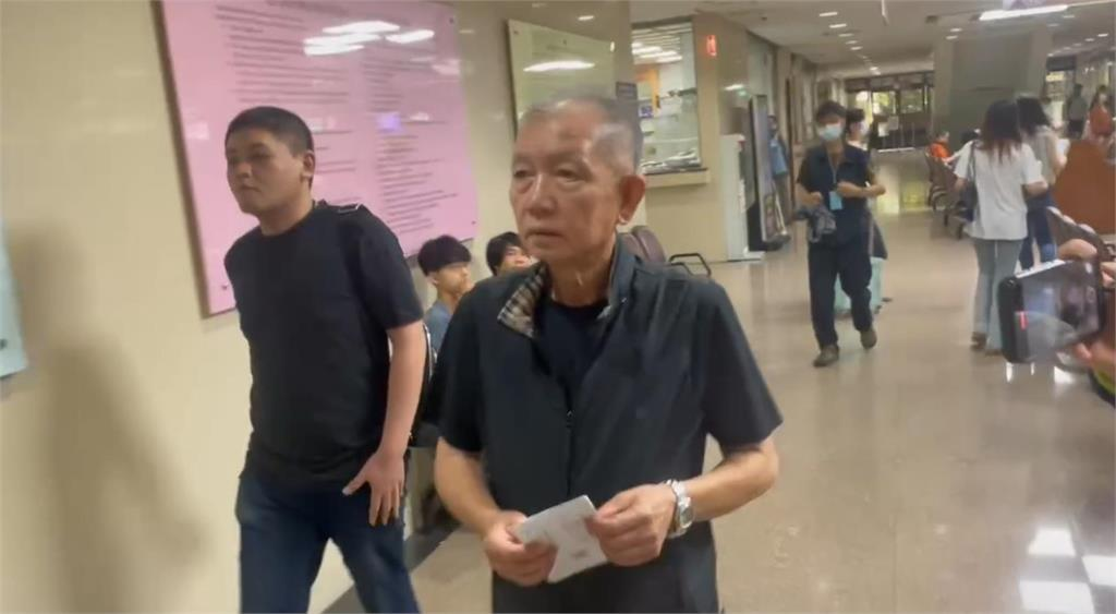 關鍵人證實柯文哲收300萬！律師曝阿北「脫身唯一解套」：警察抓到也告不了