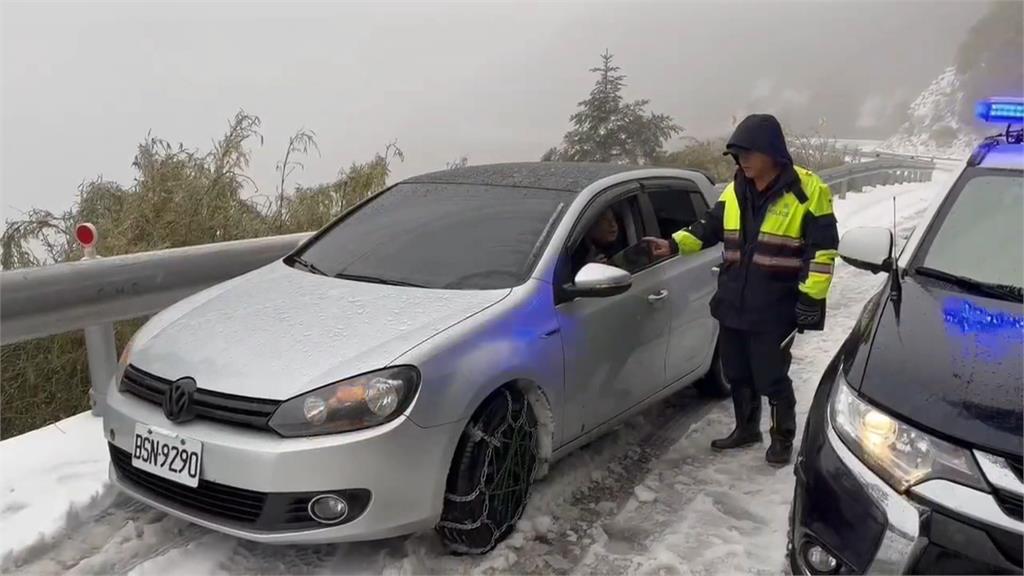 迎三月雪!玉山.太平山變銀白世界 尖石新光國小因雪停班課