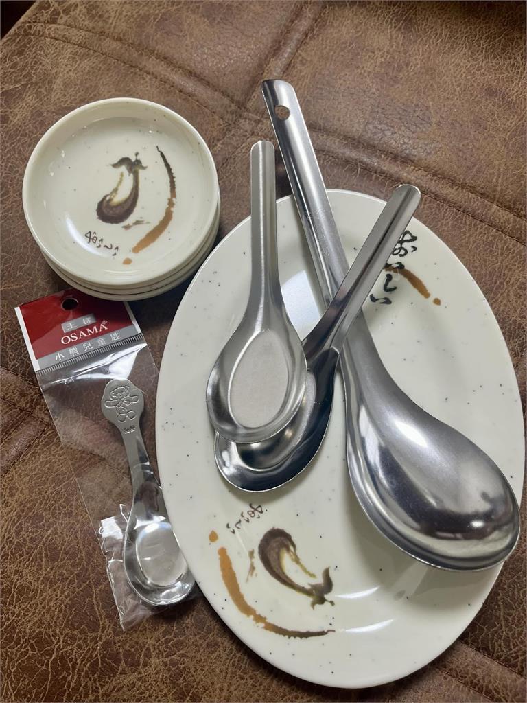 日本人來台狂掃小吃店「1便宜小物」!他曝「真實原因」網笑翻:真的萬用