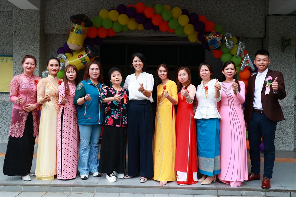 活到老學到老!南投最高齡畢業生 80歲阿嬤被鄰居鼓勵圓夢