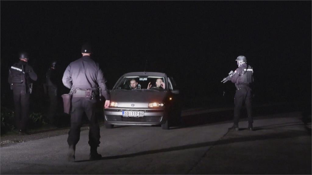 塞爾維亞2天2起重大槍擊　21歲槍手沿街掃射8死