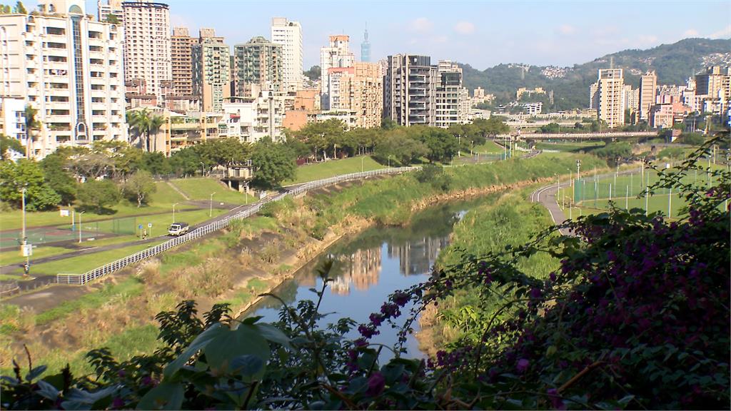 「和念書時不一樣」　蔣萬安回政大視察指南溪再造工程