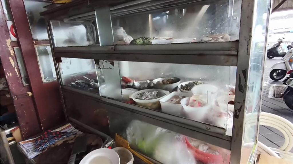 恆春海鮮餐廳疑爆食物中毒 旅遊團9人嘔吐.腹瀉送醫