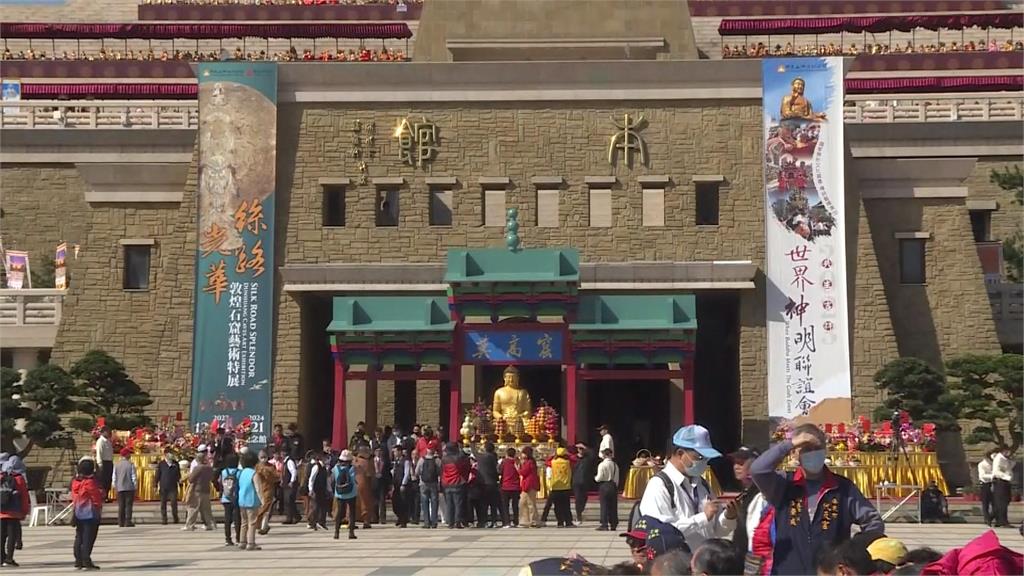 神明聯誼會高雄登場 侯友宜致詞遭嗆下台