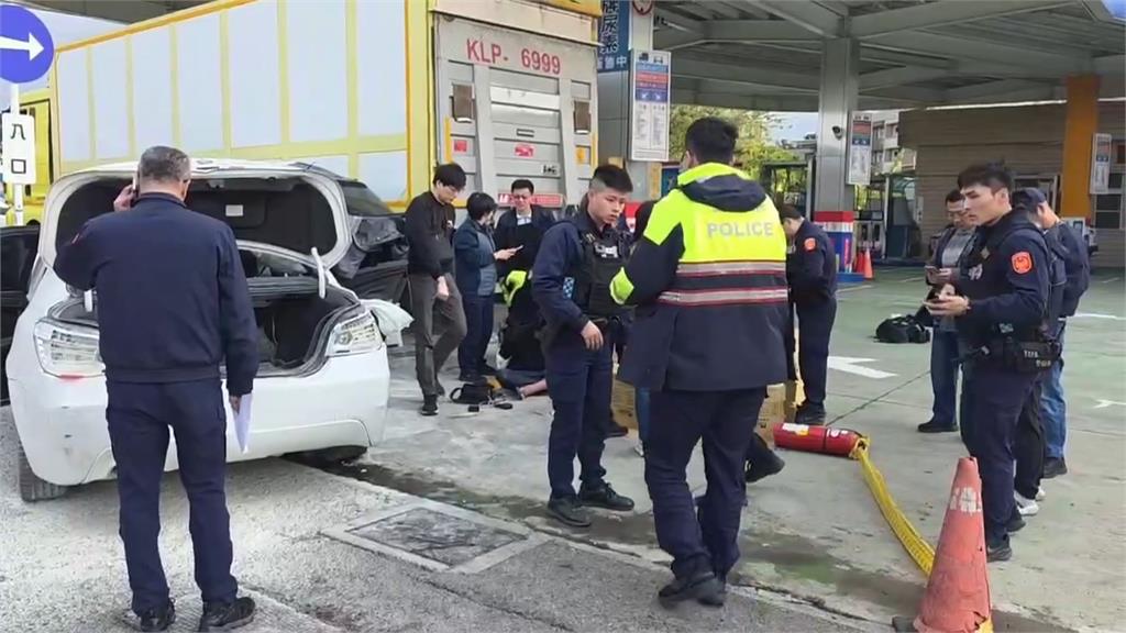 桃園警匪追逐!掛失竊車牌拒檢還撞警車 警開8槍圍捕逮2嫌