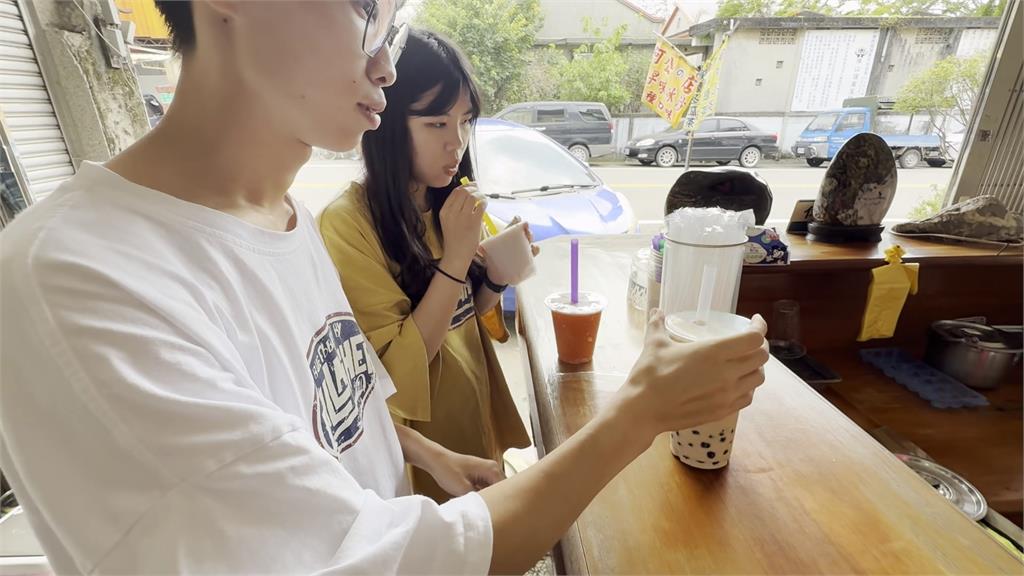 新竹橫山手搖飲料店「無添加」還銅板價 8旬翁親種芋頭安心