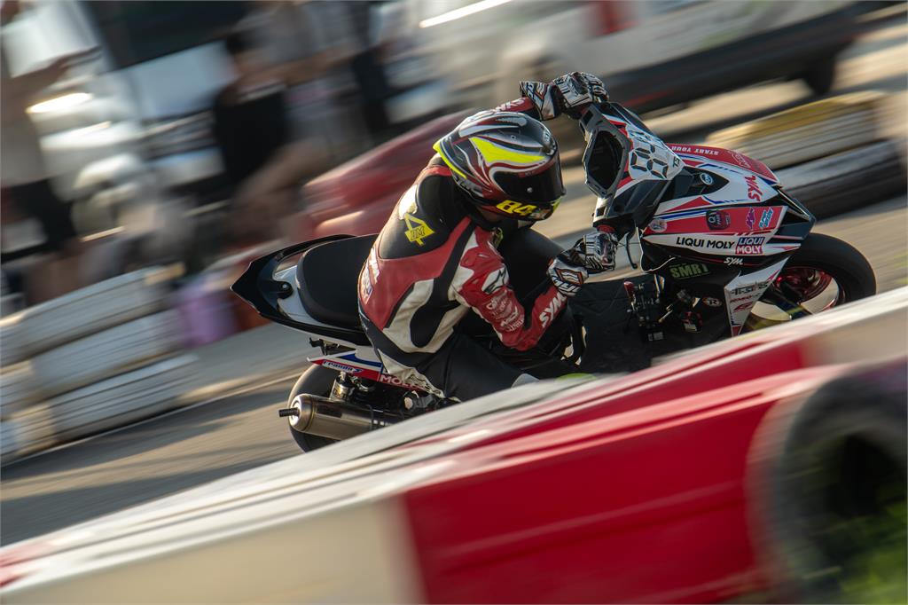 JET SL SuperC首戰即雙冠!JET耐久賽全組別制霸!