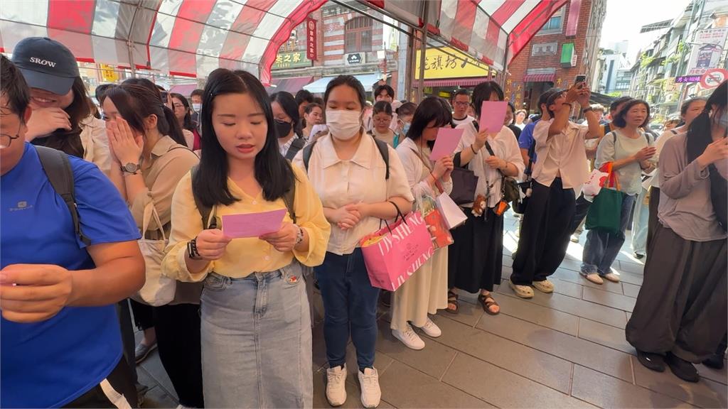 中秋節月老生！男拜霞海城隍廟「認錯神」　嫌口氣差竟出手打人害"下巴流血"