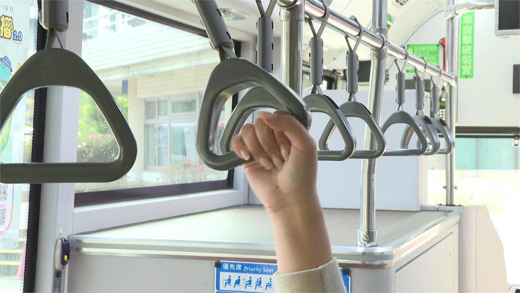 公車急煞害婦人摔骨折　物理老師提醒公車2危險時機