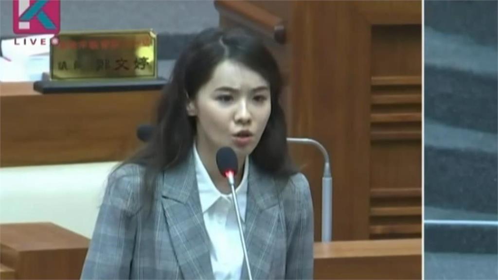 倒果為因！基隆電動公車充電樁經費疏失　國民黨發巨嬰嘲諷影片挨轟