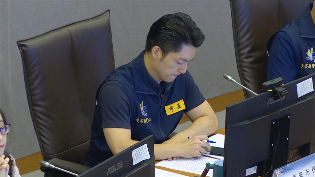 快新聞／台北沒颱風假！蔣萬安「勘災帥照」吸2千留言痛罵　本人回應了