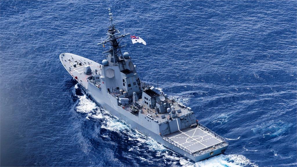快新聞/不顧北京反對!加拿大、澳洲軍艦結伴 共同穿越台灣海峽