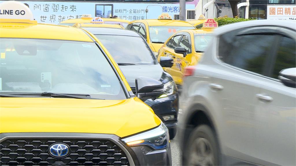 台中計程車行車牌炒到一張35萬　交通部將修法重罰