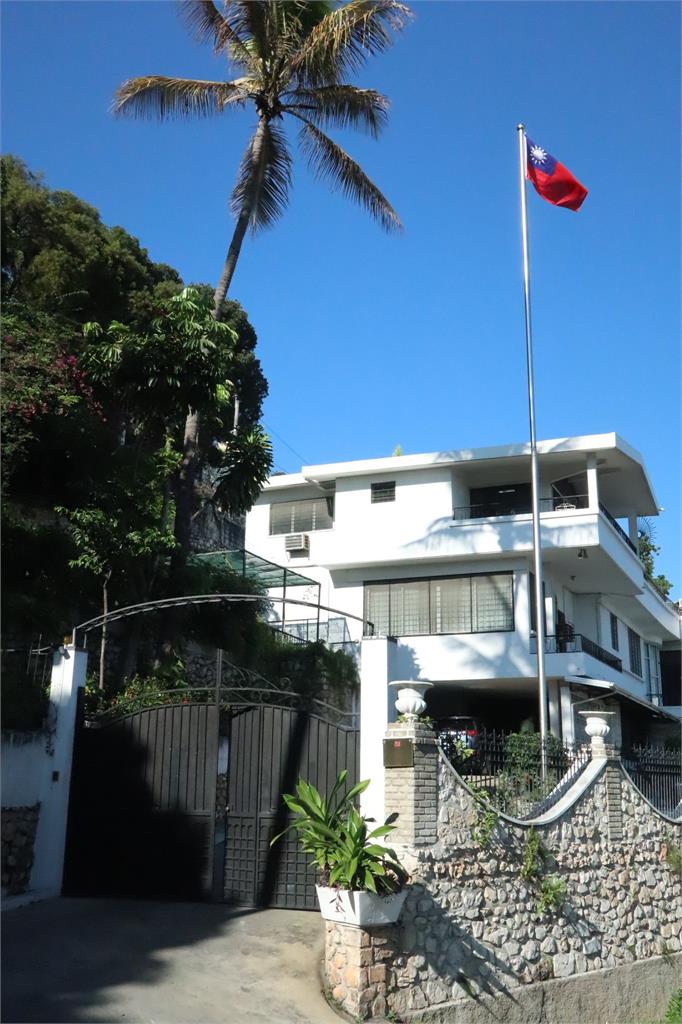 海地總統遭刺殺身亡　11匪徒闖台大使館被逮