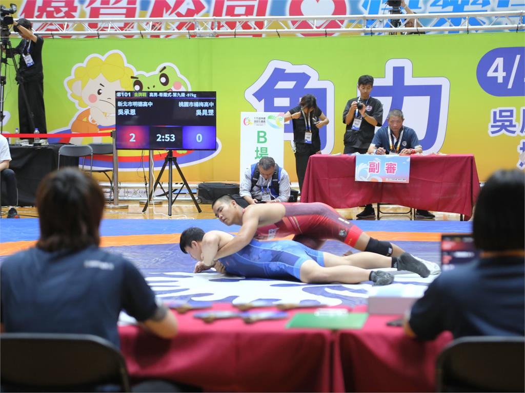 地主首金引爆全場！ 全中運角力戰火燃燒嘉義　狂掃獎牌點燃鬥魂