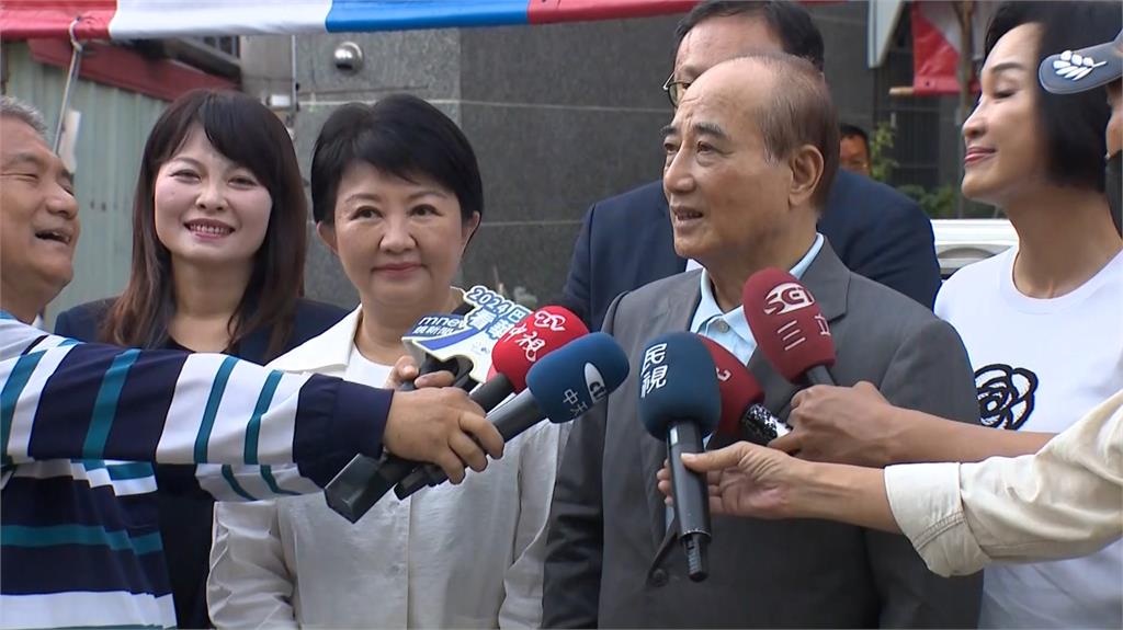高雄老家席開16桌款待盧秀燕 劍指黨魁?王金平:她選就支持