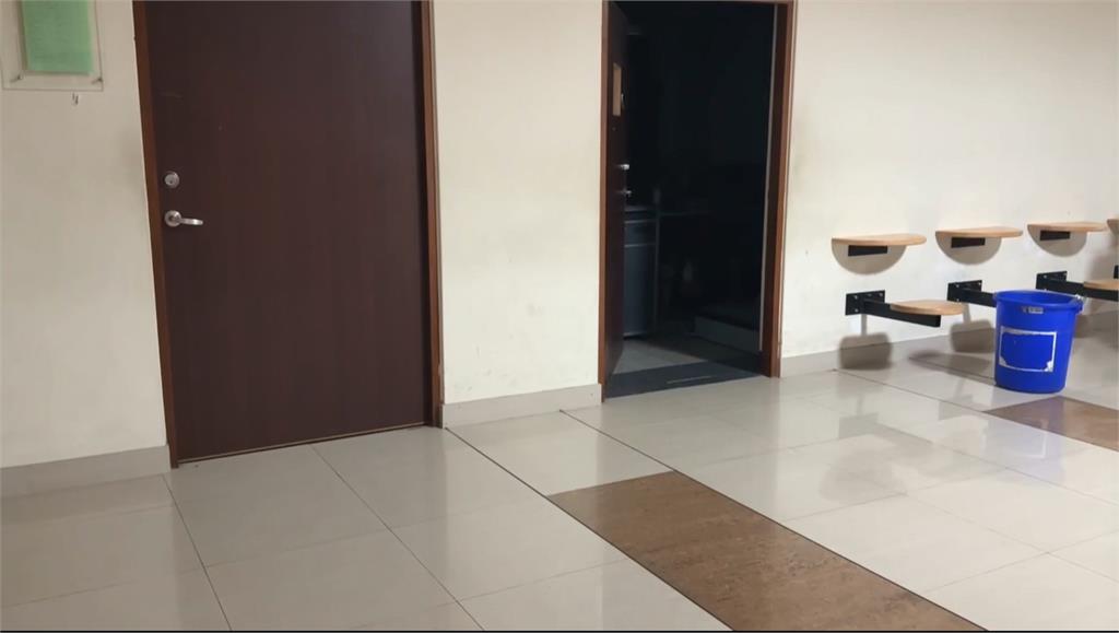 退學生持刀闖校園叫囂! 校安人員勇鬥壓制手指被劃傷