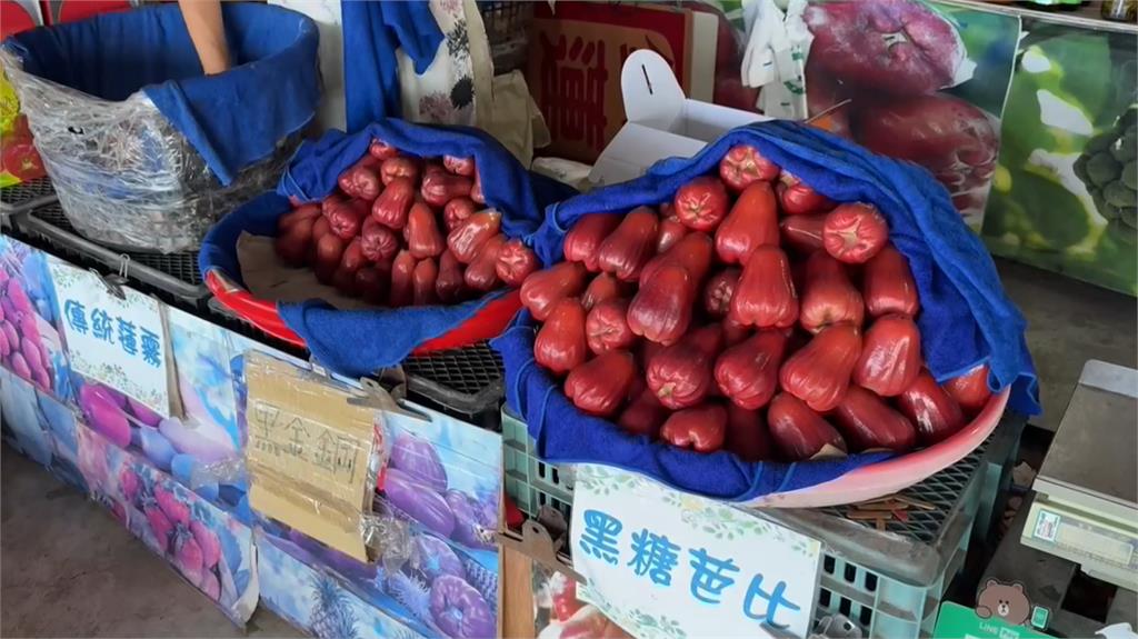 花1千元買蓮霧驚見「整箱一半爛掉」 店家駁:都是當場裝箱