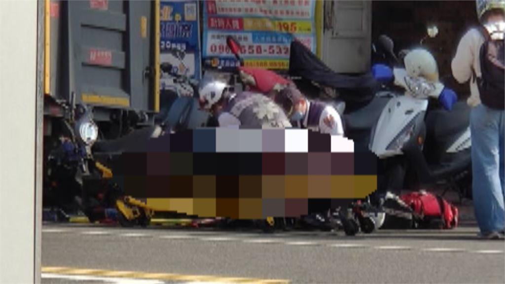 高雄警巡佐查案途中出車禍 撞上違停小貨車送醫不治