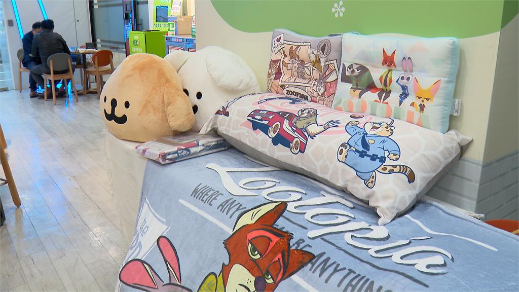 超商搶冬季商機!冬季棉被下殺1折只賣500元不到