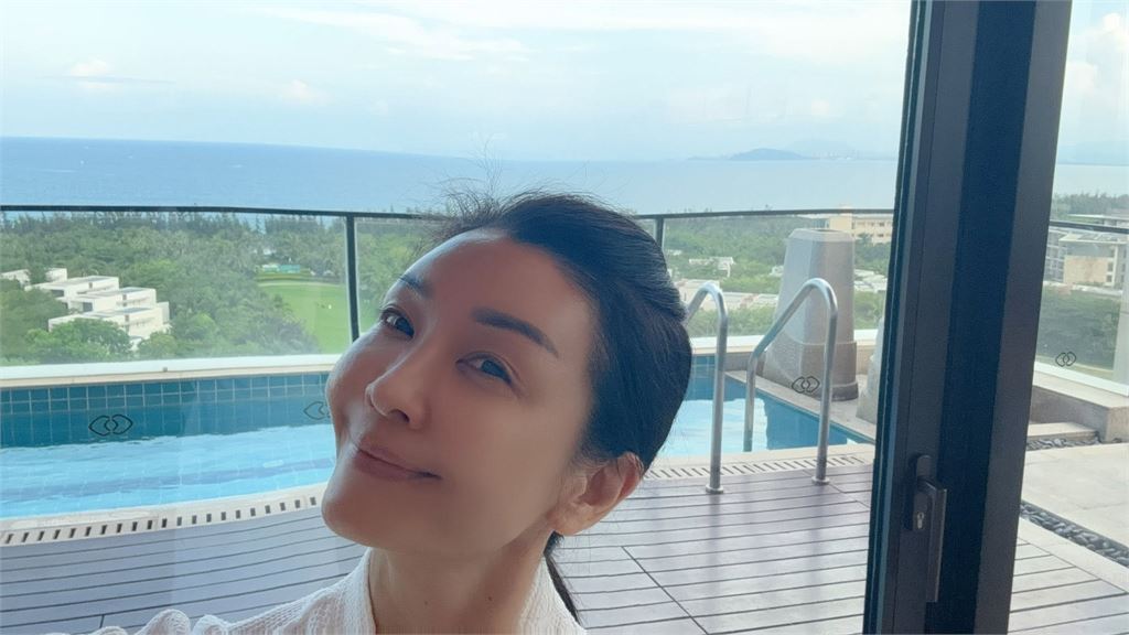 港劇女王還原險遭性侵過程！男「強拉進廁所」旁人竟沒反應　對方裝醉硬脫褲